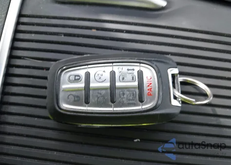 2022 Chrysler Pacifica Limited z USA, uszkodzony, nr VIN 2C4RC1GG0NR139033